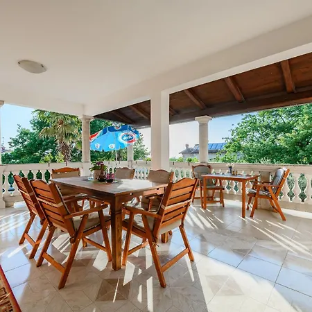 House Alma Appartamento *