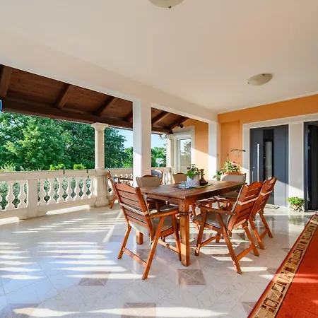House Alma Porec