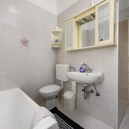 House Alma Apartment *