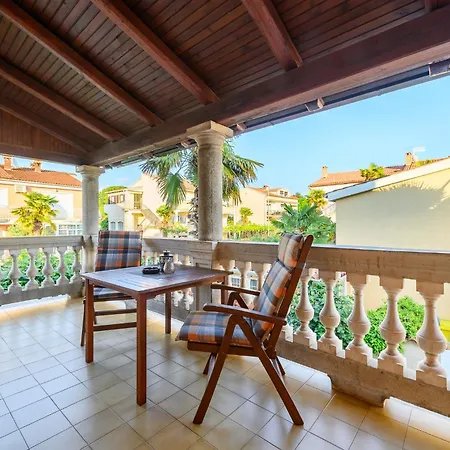 Apartment House Alma Porec